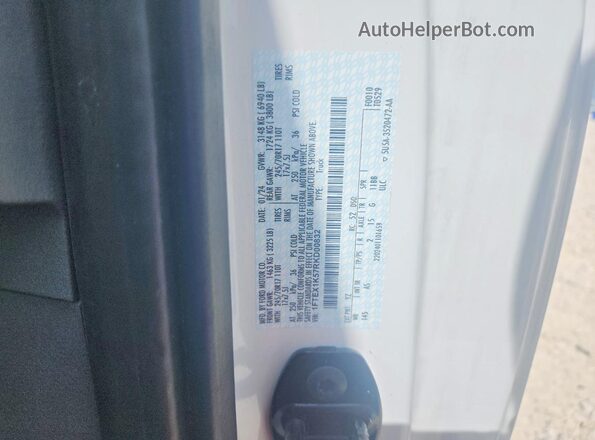 1FTEX1K57RKD00832 2024 FORD F150 White Vista del compartimento del motor