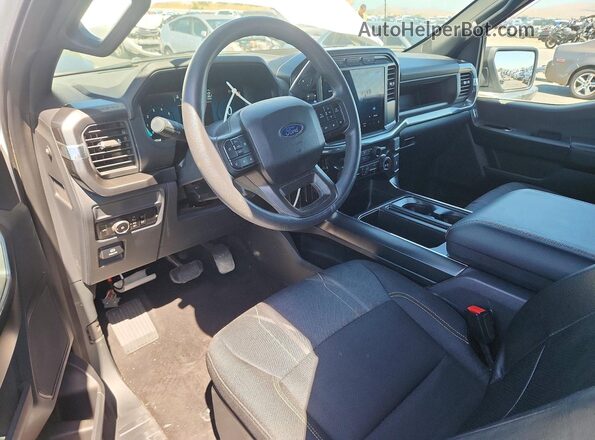 1FTEX2LP3RKF08048 2024 FORD F150 Белый Вид панели приборов