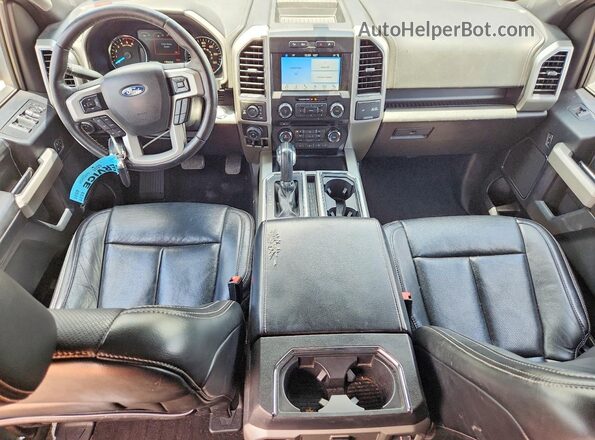 1FTFW1E14JFD73024 2018 FORD F150 Коричневый Вид панели приборов