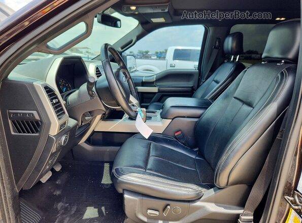 1FTFW1E14JFD73024 2018 FORD F150 Коричневый Вид салона спереди