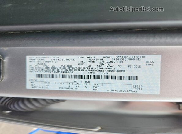 1FTFW1E18JFE25237 2018 FORD F150 Silver Vista del compartimento del motor
