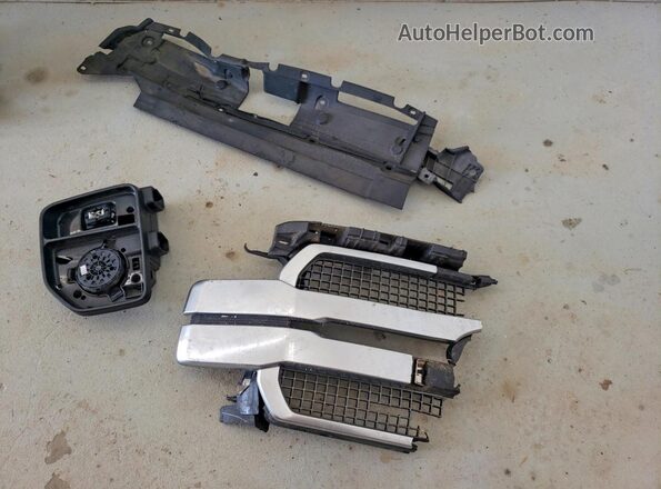 1FTFW1E43KFA44522 2019 FORD F150 Black Engine compartment view