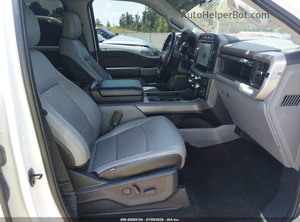 1FTFW1E52NKD17650 2022 FORD F150 White წინა სალონის ხედი