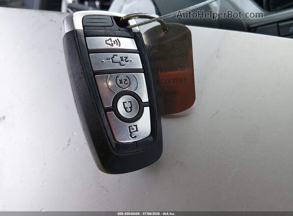 1FTFW1E54NFB09679 2022 FORD F150 Белый Вид панели приборов