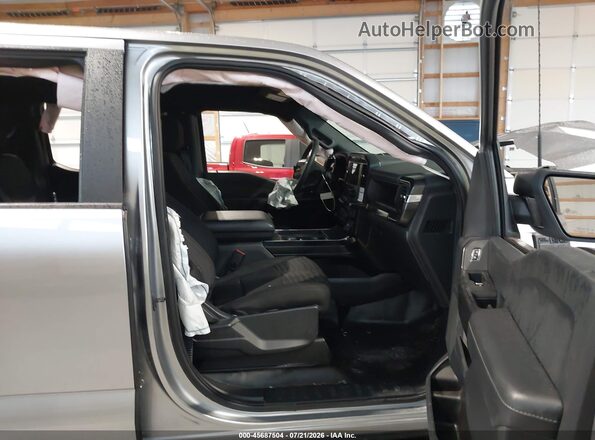 1FTFW1E54NKF16361 2022 FORD F150 Silver Вид салону спереду
