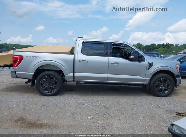 1FTFW1E55NKD85652 2022 FORD F150 Серебряный Вид задней части салона