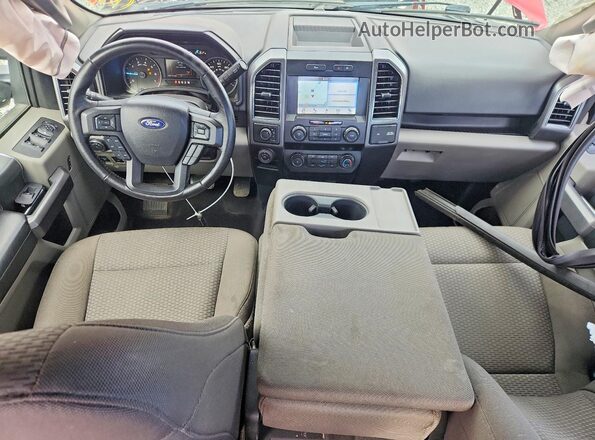 1FTFW1E56KFB28956 2019 FORD F150 Red Dashboard view