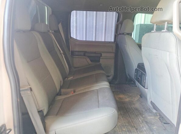 1FTFW1E57KKE83237 2019 FORD F150 White Vista de los asientos traseros