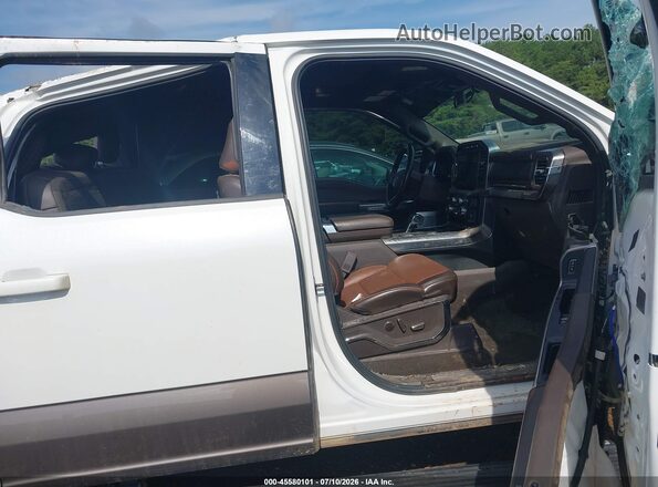 1FTFW1E57PFC00724 2023 FORD F150 White Vista interior delantera