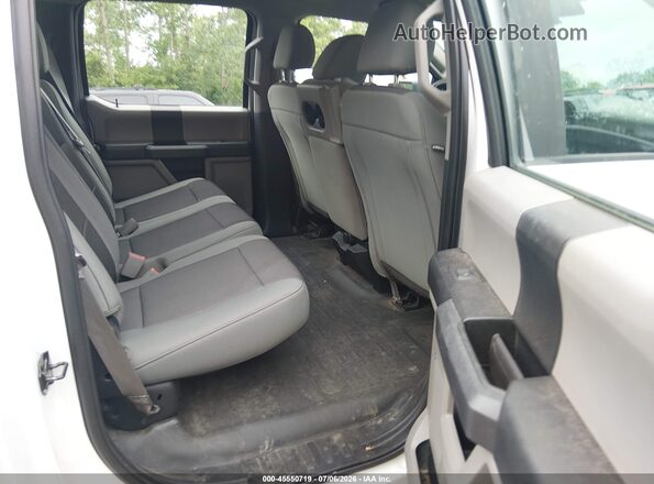 1FTFW1E58JFD37405 2018 FORD F150 White VIN կոդի պիտակի տեսք
