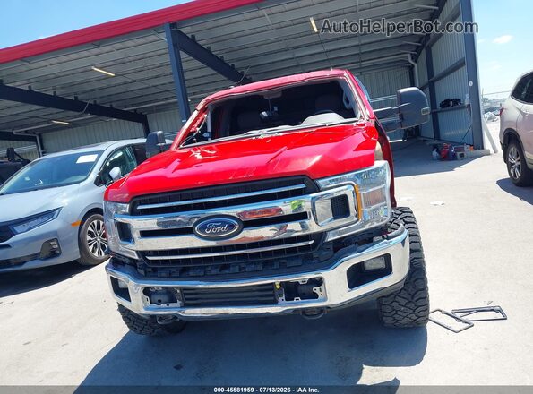 1FTFW1E58JKF07317 2018 FORD F150 Red Widok wnętrza z tyłu