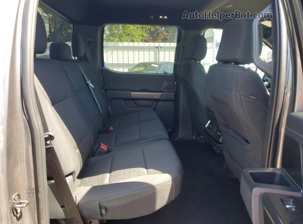 1FTFW1E59NFB96088 2022 FORD F150 Gray Rear seats view