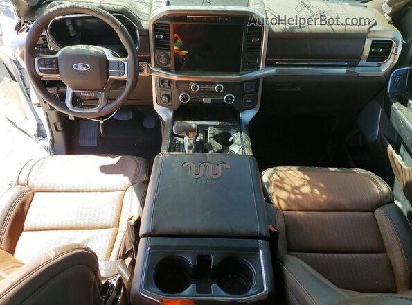 1FTFW1E59PFB41529 2023 FORD F150 White Widok deski rozdzielczej