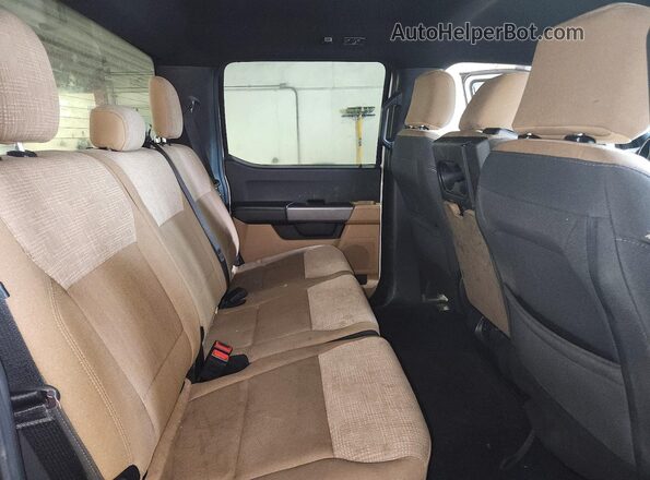 1FTFW1E5XPFA34585 2023 FORD F150 Белый Вид задних сидений