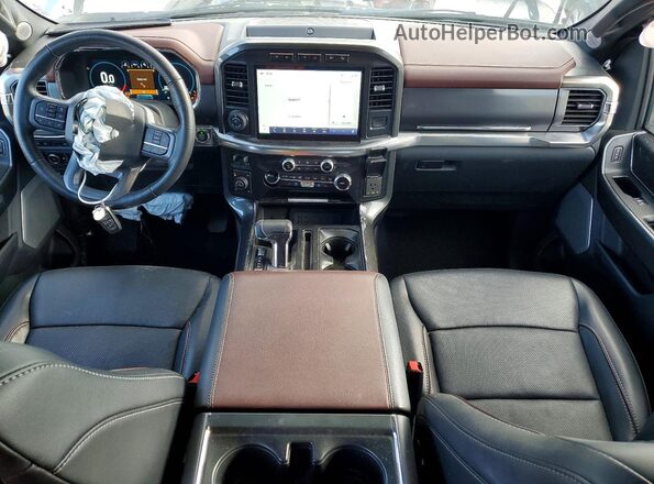 1FTFW1E82PFC02715 2023 FORD F150 Silver Widok deski rozdzielczej