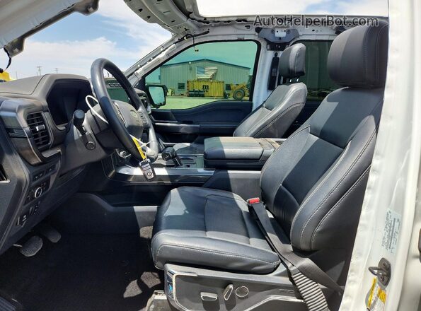 1FTFW1E85NFB02296 2022 FORD F150 White Front interior view