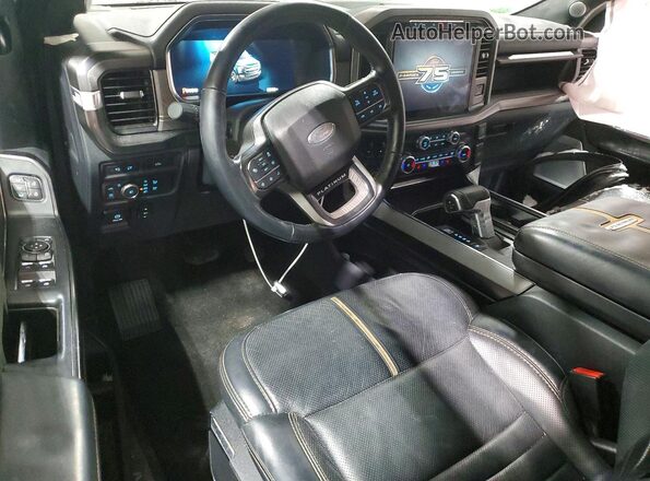 1FTFW1ED4PFA02948 2023 FORD F150 Белый Вид панели приборов