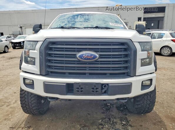 1FTFW1EG1GFC86338 2016 FORD F150 White Front view