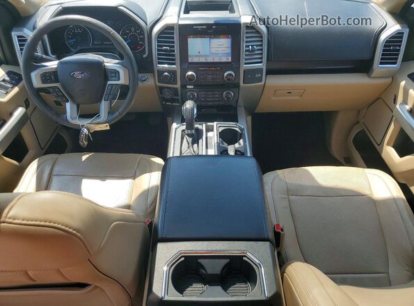 1FTFW1EG7GFC24703 2016 FORD F150 Silver Widok deski rozdzielczej
