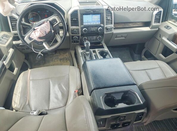 1FTFW1EG9JKC07822 2018 FORD F150 Maroon Вид панелі приладів