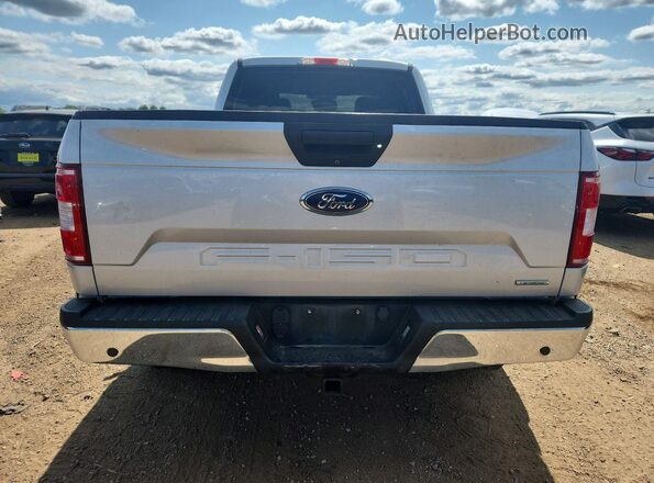 1FTFW1EG9JKF33958 2018 FORD F150 Silver Rear view