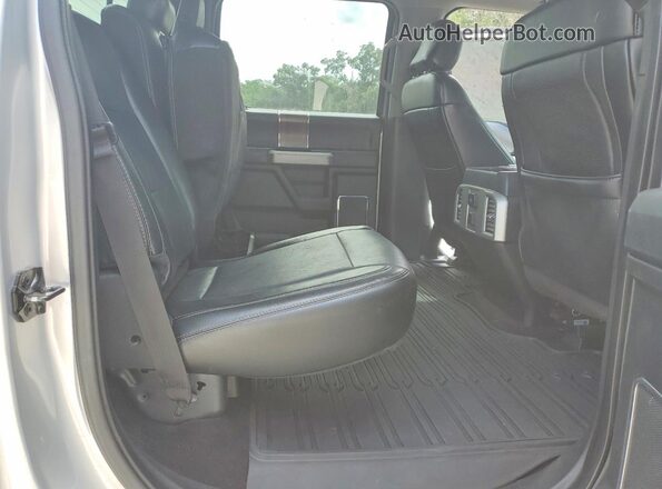 1FTFW1EGXGFA01930 2016 FORD F150 Silver Vista de los asientos traseros
