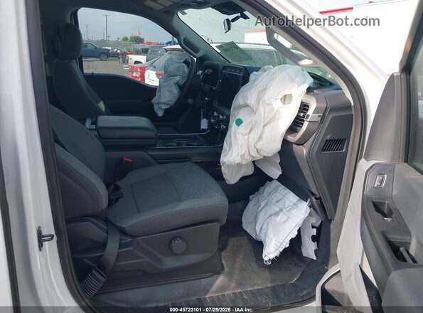 1FTFW1FD6RFB59656 2024 FORD F150 White Widok wnętrza z przodu