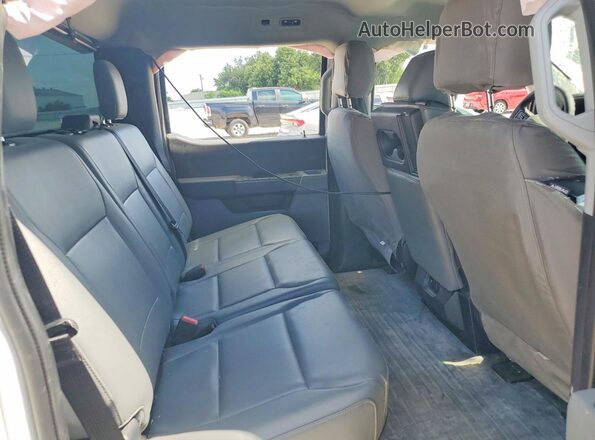 1FTFW1L52RKD92244 2024 FORD F150 White Widok tylnych siedzeń