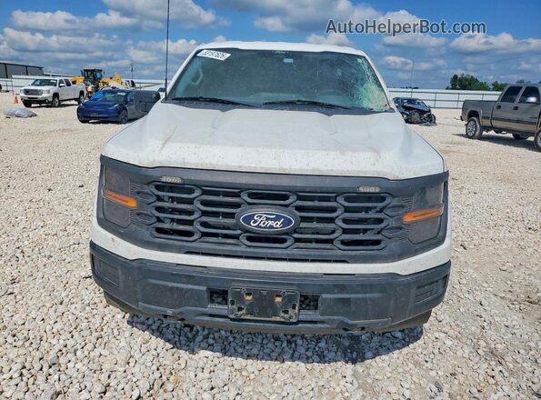 1FTFW1L52RKD92244 2024 FORD F150 White Widok z przodu