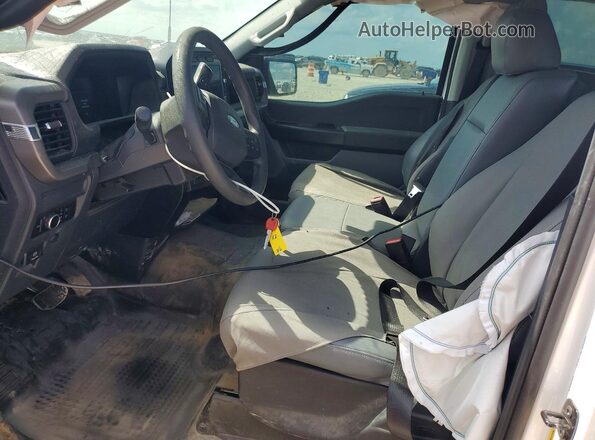 1FTFW1L52RKD92244 2024 FORD F150 White Widok wnętrza z przodu