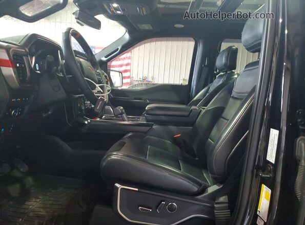 1FTFW1RG0PFB42466 2023 FORD F150 Black Вид салону спереду