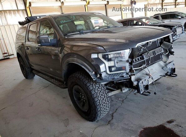 1FTFW1RG2JFB44713 2018 FORD F150 Gray Front right
