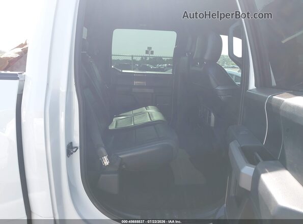 1FTFW1RG3KFA61079 2019 FORD F150 White VIN կոդի պիտակի տեսք