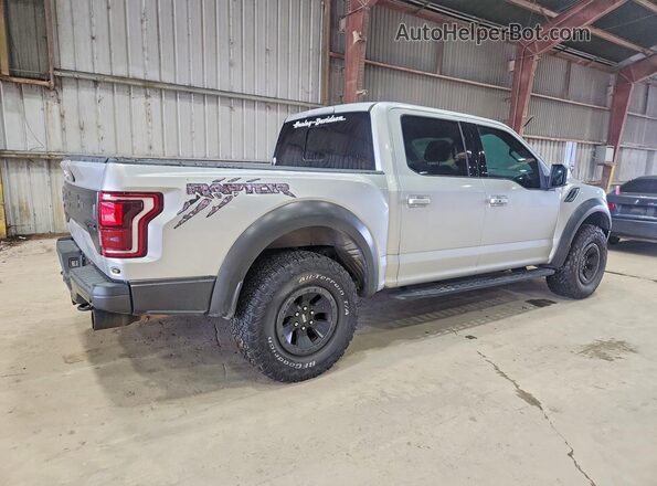 1FTFW1RG5JFC39265 2018 FORD F150 Серый Задняя правая четверть