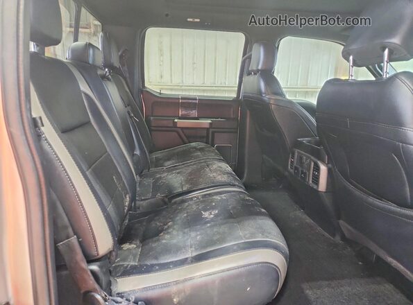 1FTFW1RG5JFC39265 2018 FORD F150 Серый Вид задних сидений