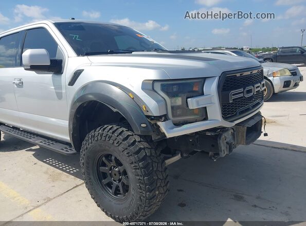 1FTFW1RG8HFB65785 2017 FORD F150 Silver Դիմացի տեսք