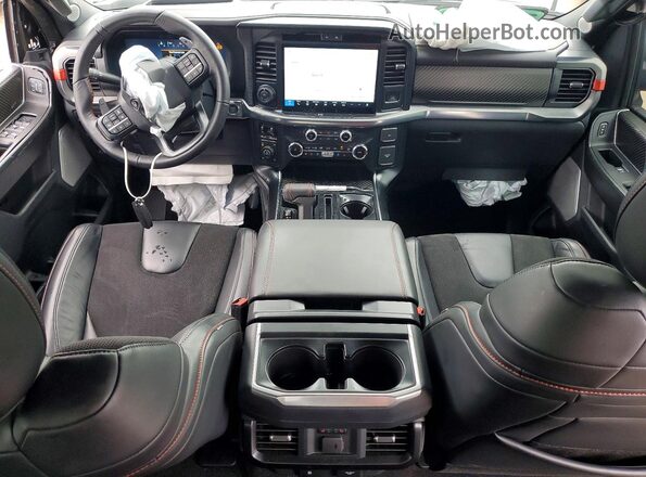 1FTFW1RG8SFA84521 2025 FORD F150 Серый Вид панели приборов