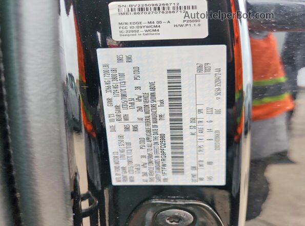 1FTFW1RG9PFD25980 2023 FORD F150 Black Vista del compartimento del motor