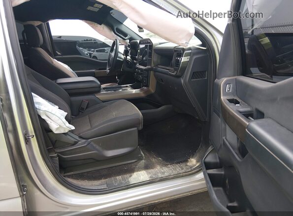 1FTFW2L52RFB64517 2024 FORD F150 Silver Սալոնի դիմացի տեսք