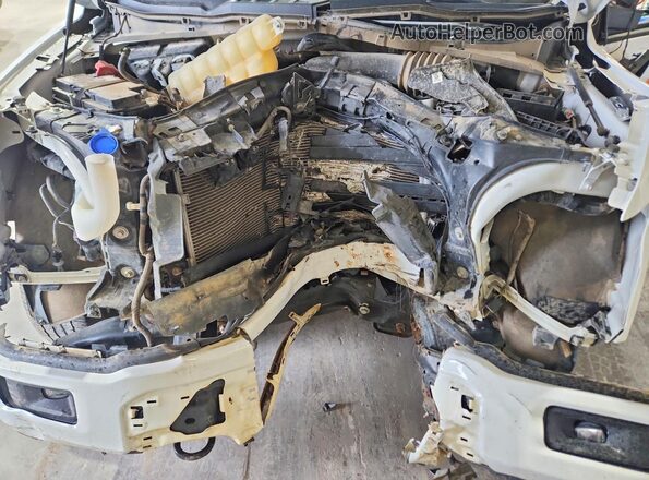 1FTFW2L53RKE84792 2024 FORD F150 White უკანა სალონის ხედი