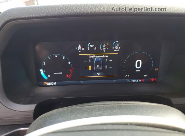 1FTFW2L57RFA12930 2024 FORD F150 Red ხელსაწყოთა პანელის ხედი