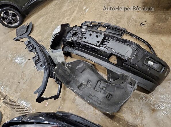 1FTFW3L55SKE62076 2025 FORD F150 Black Engine compartment view