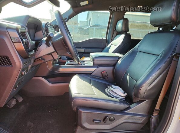 1FTFW3L82RFC02845 2024 FORD F150 Gray Widok wnętrza z przodu