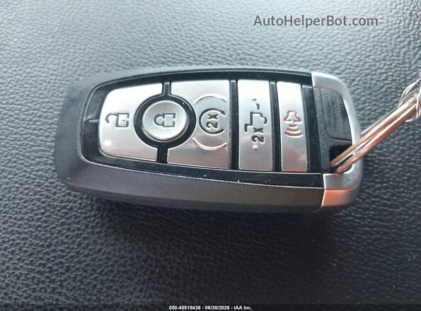 1FTFW3L84RKD08687 2024 FORD F150 Белый Вид панели приборов