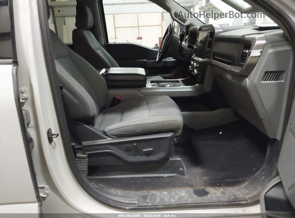 1FTFW3L84RKD64693 2024 FORD F150 Gray წინა სალონის ხედი