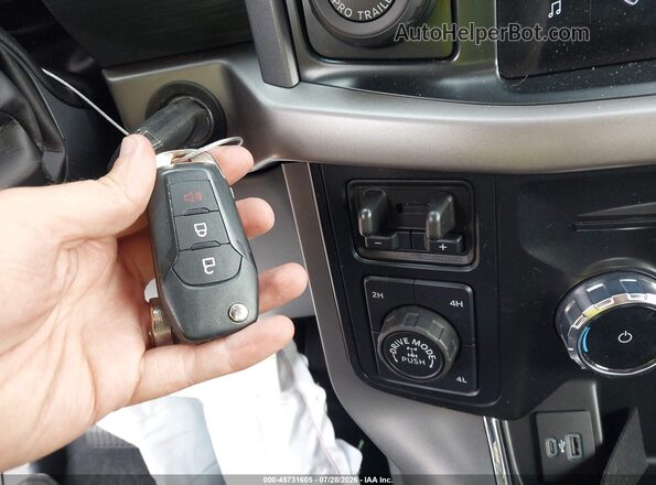 1FTFW3L86RKF79962 2024 FORD F150 Gray Առջևի վահանակի տեսք