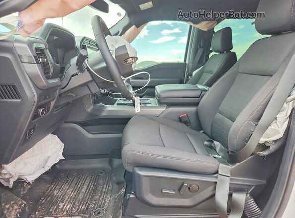 1FTFW3L88TKD43773 2026 FORD F150 White წინა სალონის ხედი