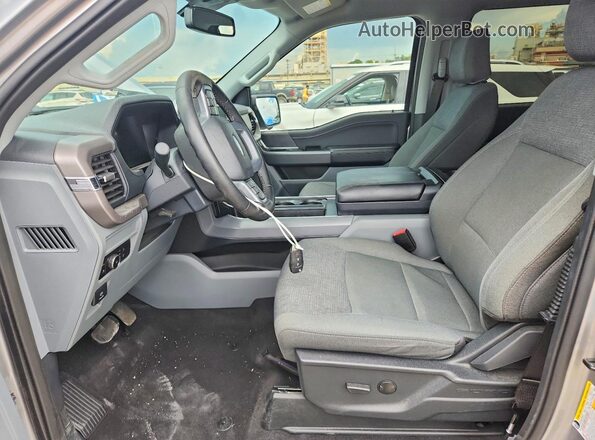 1FTFW3LD0RFB88750 2024 FORD F150 Silver წინა სალონის ხედი