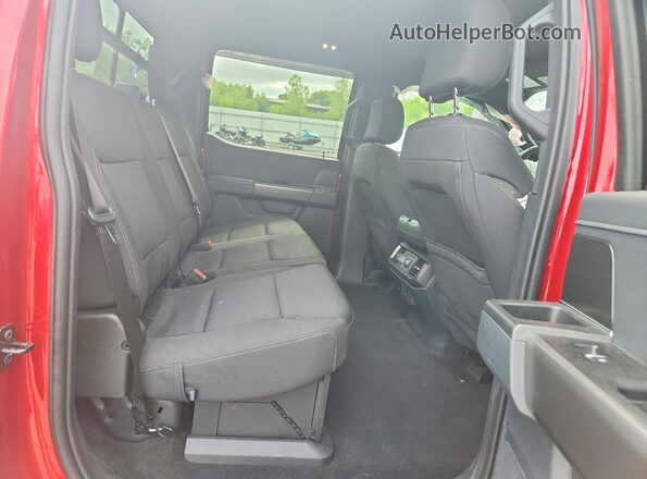 1FTFW3LD2RFB69309 2024 FORD F150 Red Widok tylnych siedzeń