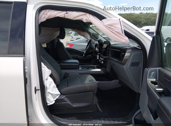 1FTFW3LD8SFB00582 2025 FORD F150 White Vista interior delantera